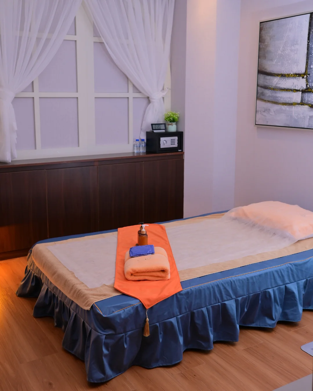 Hot stone massage